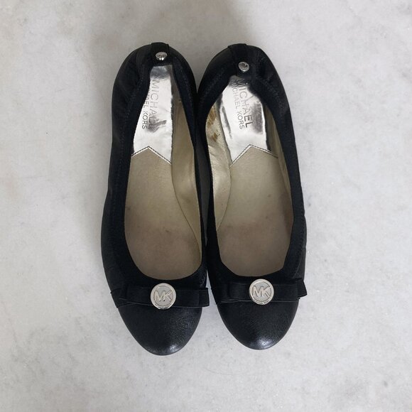 Michael Kors black ballet flats / shoes with bows, silver MK logo, leather - Picture 1 of 8